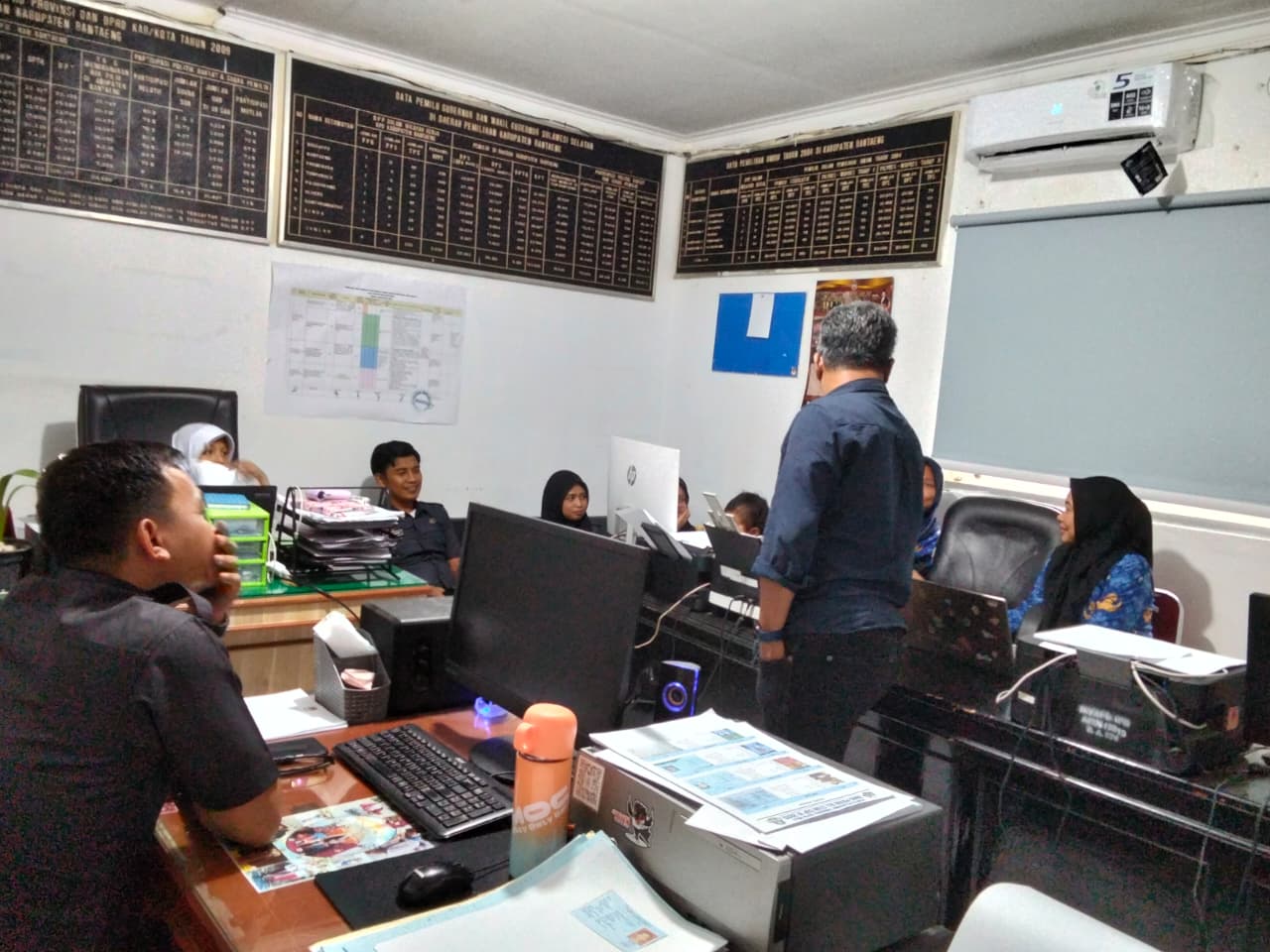 Koordinasi Pemutakhiran Data Parpol, Bawaslu Kunjungi KPU humas